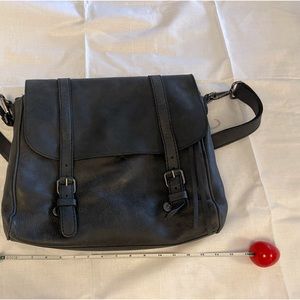 ROOTS satchel—pristine used condition